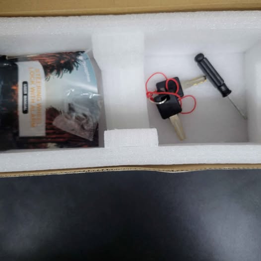 Tevlaphee Cerradura de volante con alarma, dispositivo antirrobo resis...