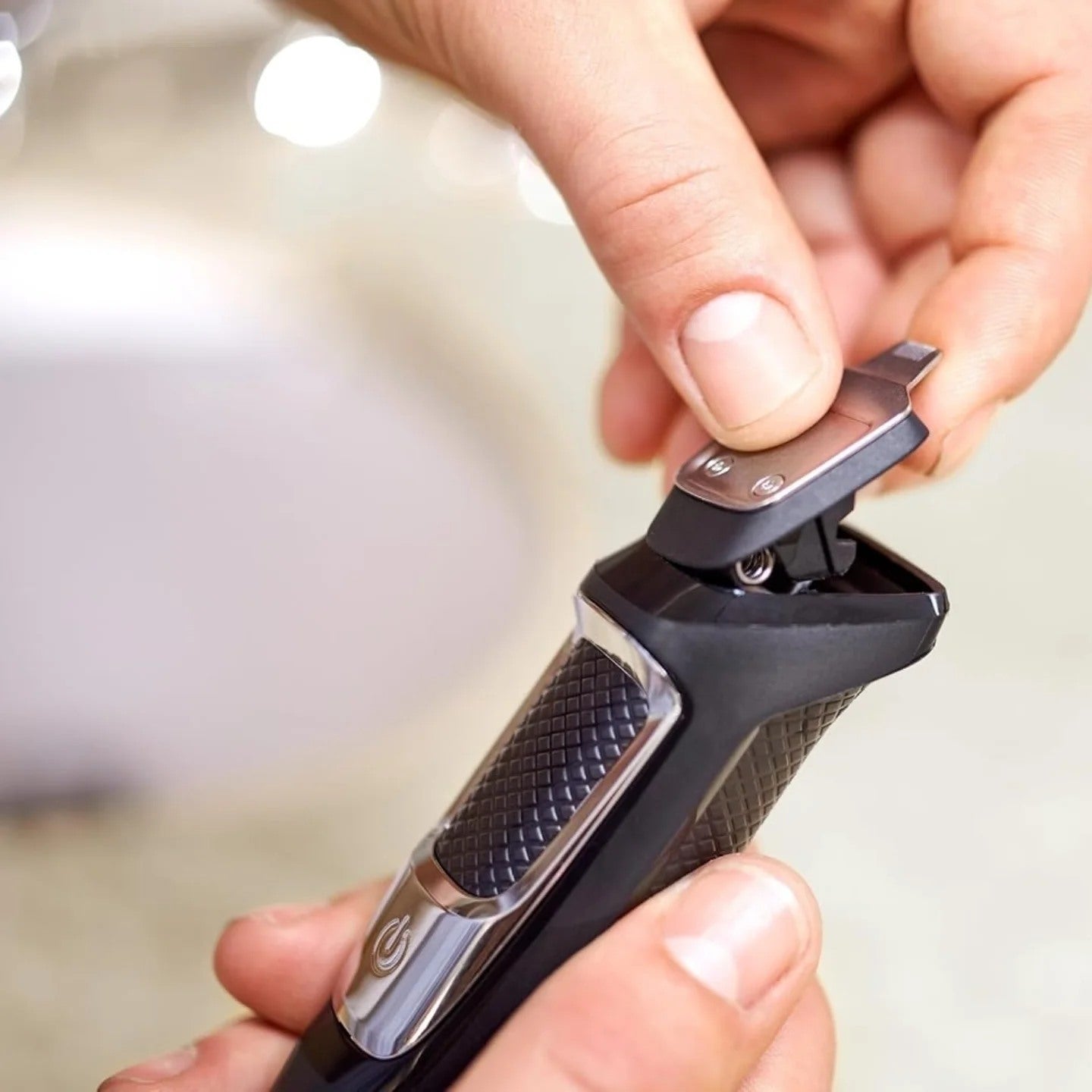 Philips Norelco Multi Groomer modelo 3000 - Máquina de afeitar todo en...