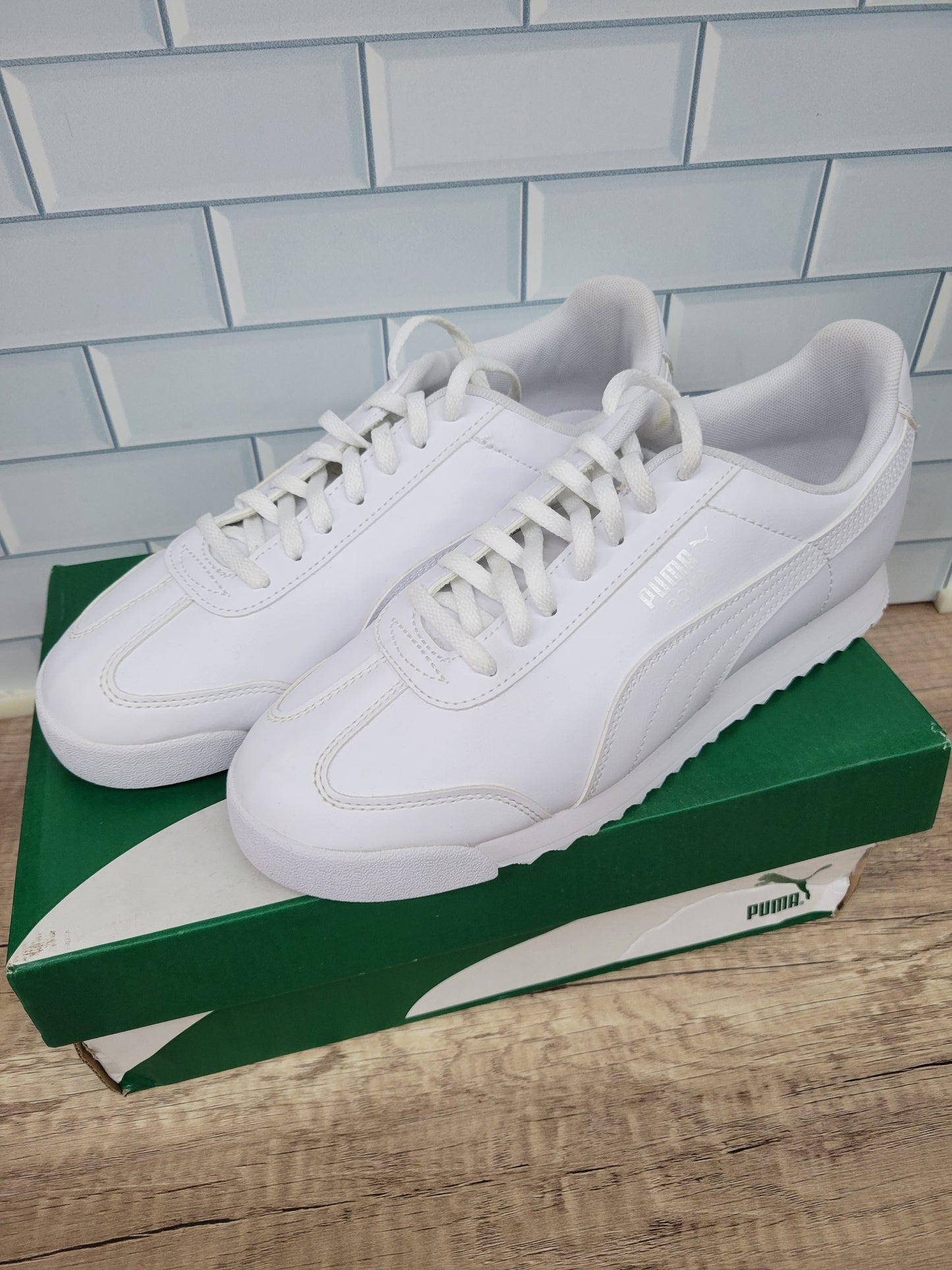 Tenis Roma Basic Mujer blanco 23 Puma 354259 14