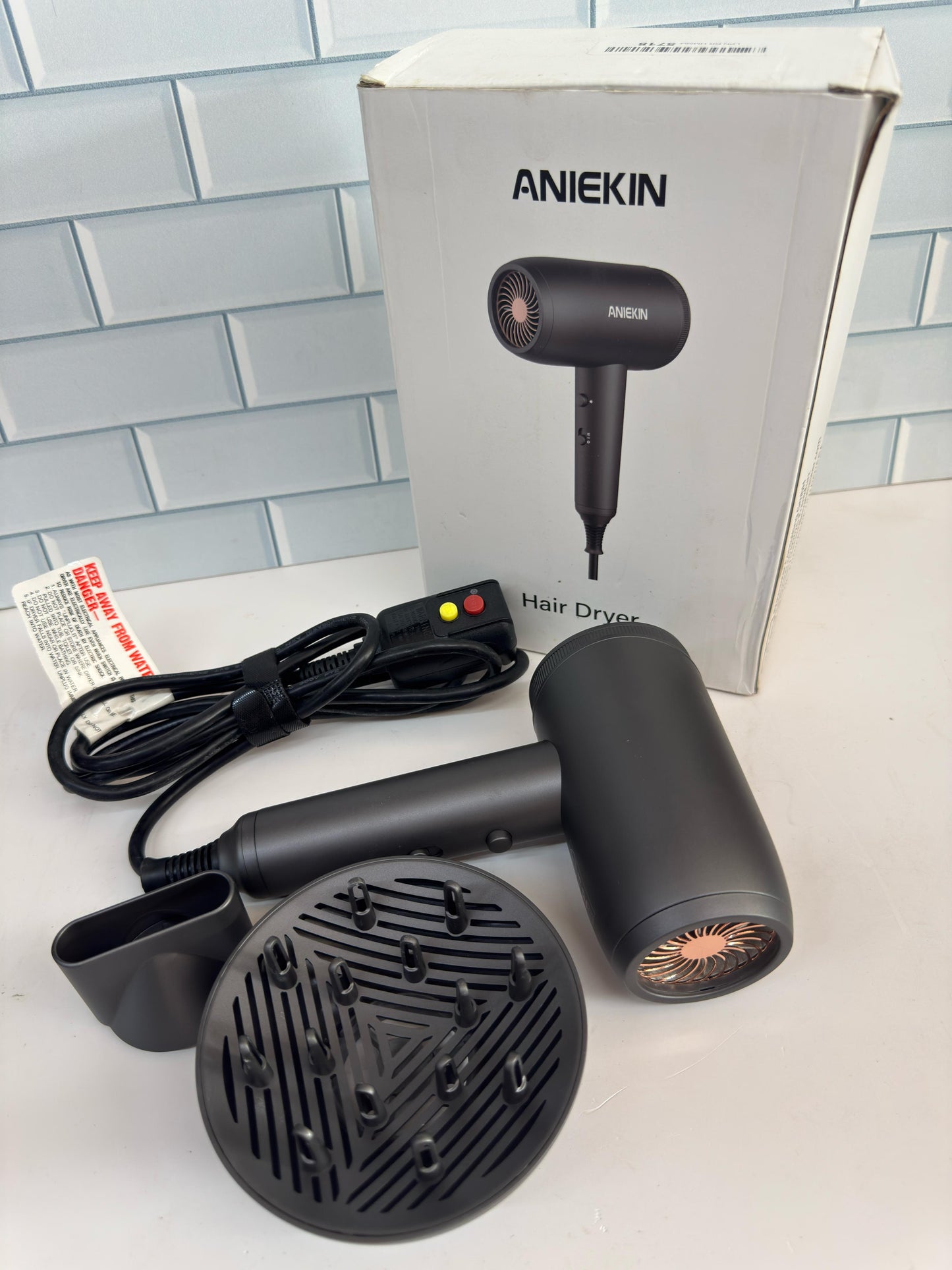 Secador de pelo ANIEKIN, secador iónico profesional con difusor y conc...