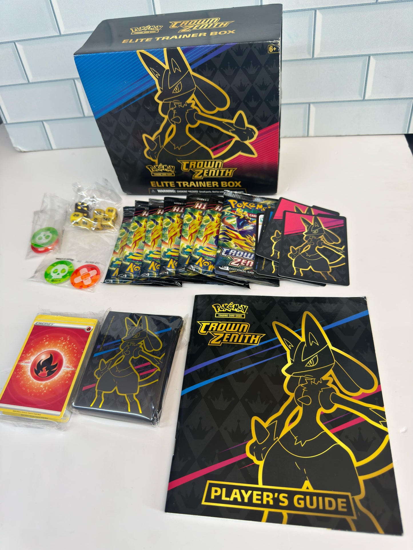 Pokemon TCG: Caja de entrenador Elite Crown Zenith