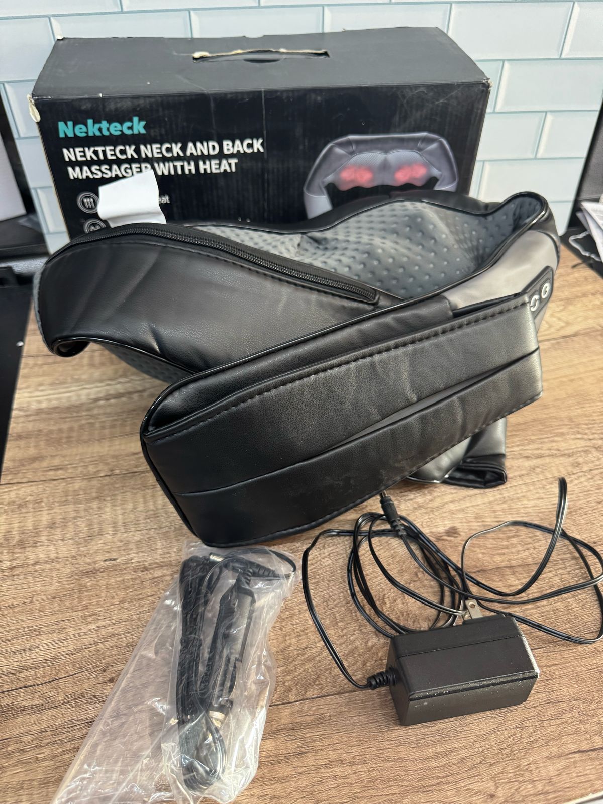 Almohada Nekteck Shiatsu de amasamiento profundo masajeador con calor ...