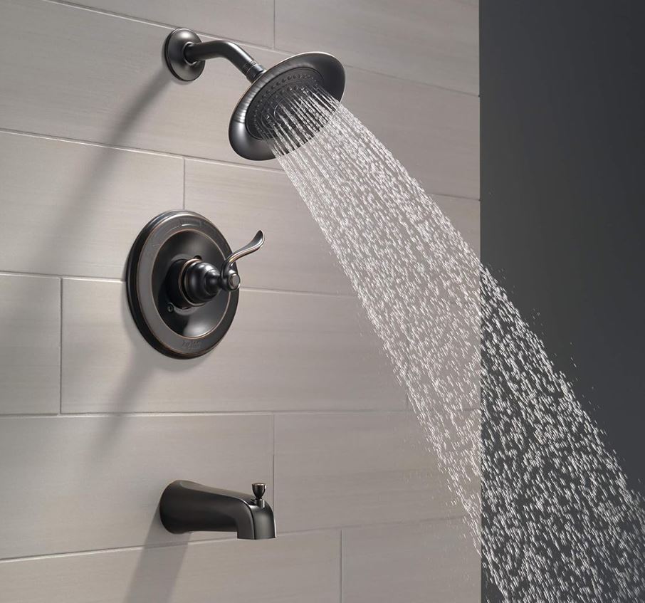 Delta Faucet BT14496-OB - Kit de ducha sin válvula