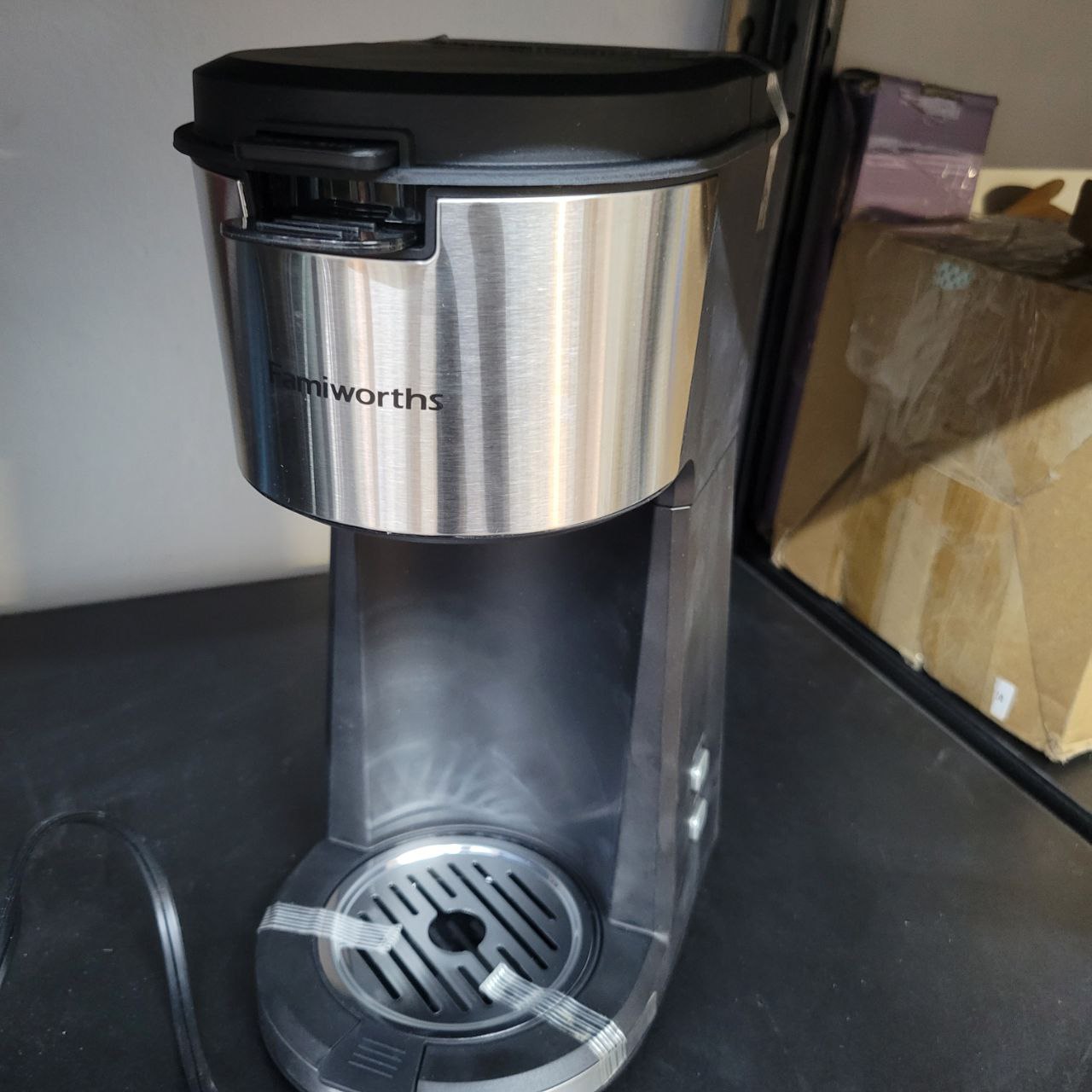 Famiworths Cafetera de una sola porción para taza K y café molido, con...