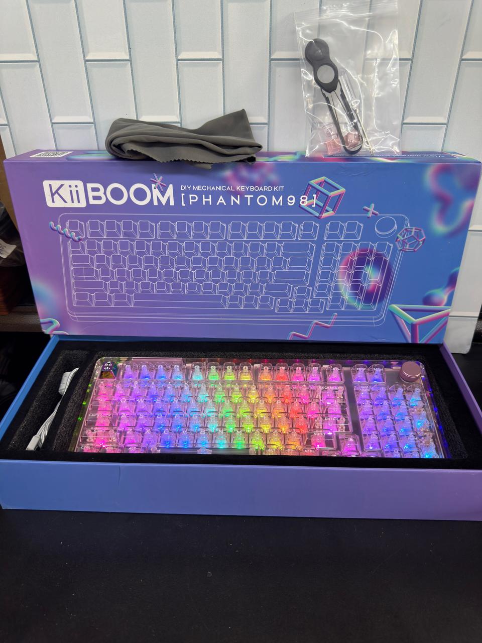 KiiBoom Phantom 98 Teclado mecánico montado en junta de cristal interc...
