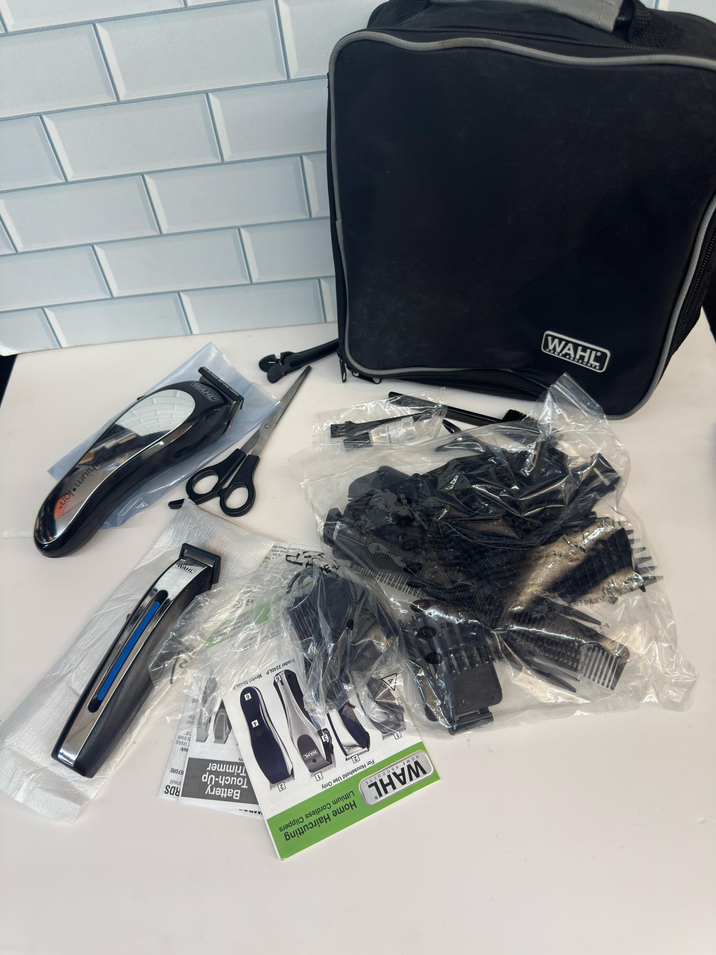 Máquina para cortar el pelo con batería de ion y litio de Wahl.79600