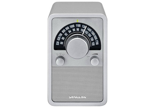 Radio Sangean con parte superior de madera