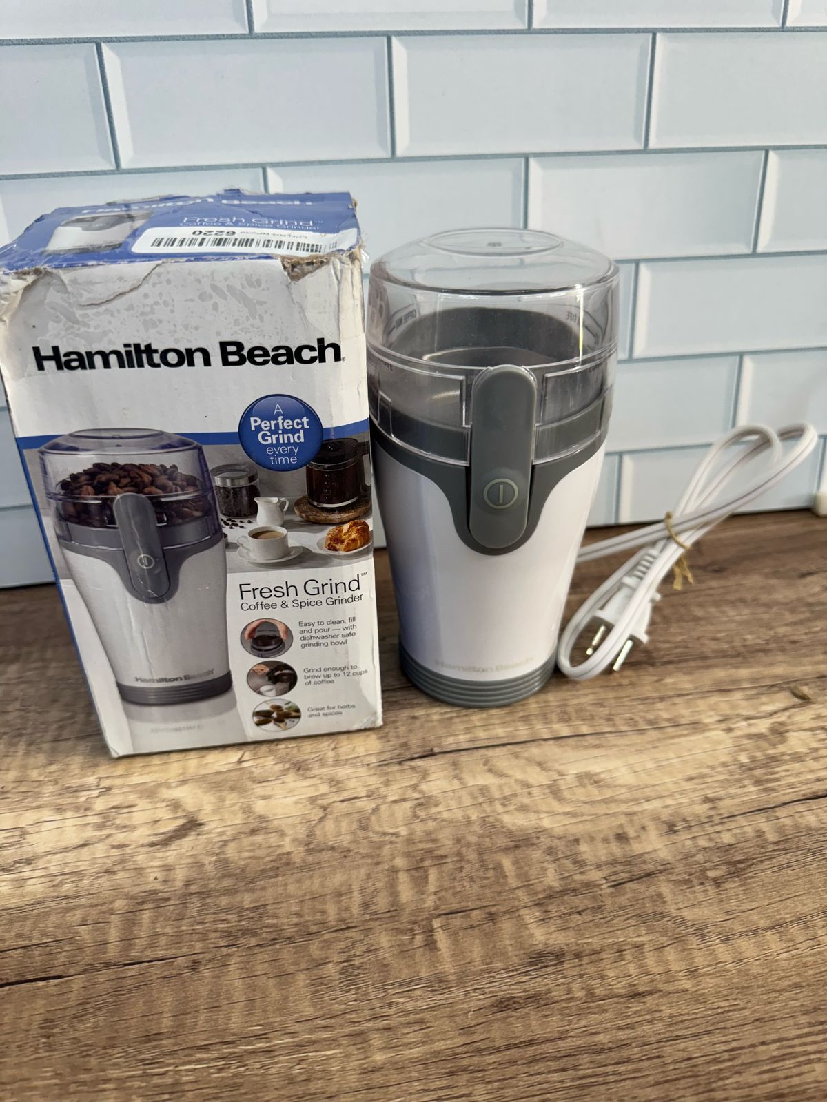 Molinillo de café eléctrico Hamilton Beach Fresh Grind para granos, es...