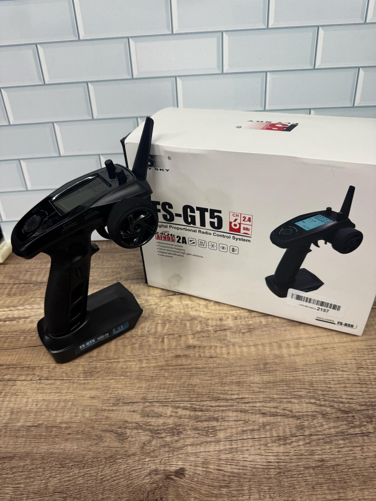 Transmisor RC Flysky FS-GT5 de 6 canales AFHDS con receptor FS-BS6 par...